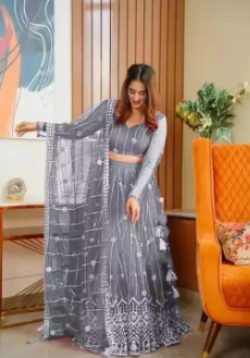 Kashvi Voguish Women Lehenga