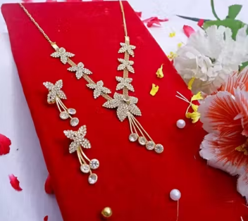 New Exclusive Trendy Ethnic Necklace Earrings Jewelry Set For Women & Girls