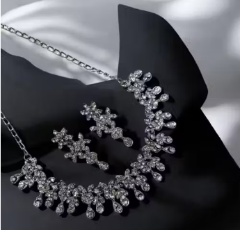 Silver Plated Necklace Set With White American Diamond